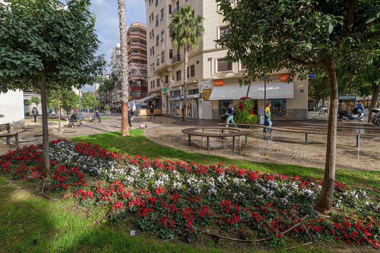 Wintowinrentals Ubicacion Fabulosa, Completo Apartamento Con Parking En El Soho De Málaga Exteriör bild