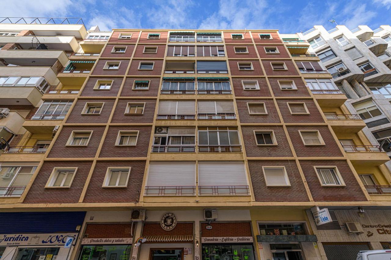 Wintowinrentals Ubicacion Fabulosa, Completo Apartamento Con Parking En El Soho De Málaga Exteriör bild